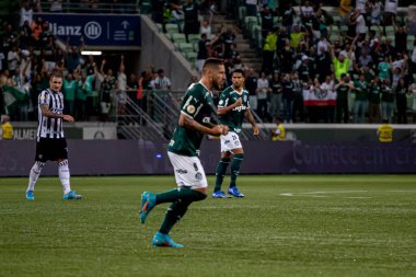 Brezilya Futbol Şampiyonası: Palmeiras ve Ceara. 9 Nisan 2022, Sao Paulo, Brezilya: Palmeiras ile Ceara arasındaki futbol maçı, Brezilya Futbol Şampiyonası 'nın birinci turu için geçerli, Sao Paulo' daki Allianz Parque Stadyumu 'nda 9 Nisan Cumartesi günü yapıldı.). 
