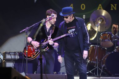 Camisa de Venus grubu, Rock Brazil 'de, Sao Paulo' da 40 Yıl. 10 Nisan 2022, Sao Paulo, Brezilya: Latin Amerika Anıtı 'nda düzenlenen Rock Brazil' de müzisyen Marcelo Nova 'nın katılımıyla Camisa de Venüs grubunun gösterisi