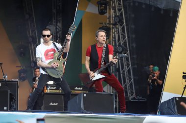 Brezilyalı grup Titas 'ın Sao Paulo' da Rock Brazil 'de 40 Yıl gösterisi. 10 Nisan 2022, Sao Paulo, Brezilya: Brezilyalı grup Titas 'ın, müzisyen Branco Mello' nun katılımıyla, Rock Brazil 40 Yıl Müzik Festivali 'nde
