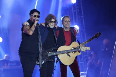 Brezilyalı grup Titas 'ın Sao Paulo' da Rock Brazil 'de 40 Yıl gösterisi. 10 Nisan 2022, Sao Paulo, Brezilya: Brezilyalı grup Titas 'ın, müzisyen Branco Mello' nun katılımıyla, Rock Brazil 40 Yıl Müzik Festivali 'nde