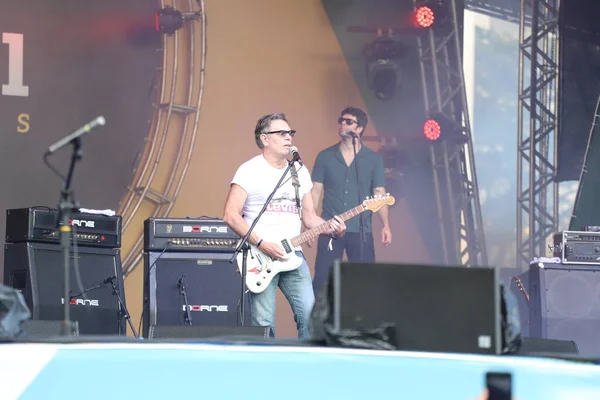 Ultraje a Rigor 'un Sao Paulo' daki Rock Brazil 'deki 40 yıllık konseri. 10 Nisan 2022, Sao Paulo, Brezilya: Brezilyalı grup Ultraje a Rigor, Latin Amerika Memorial, Sao Paulo 'da düzenlenen Brezilya Rock Müzik Festivali' nde 40 yıl boyunca sahne aldı.