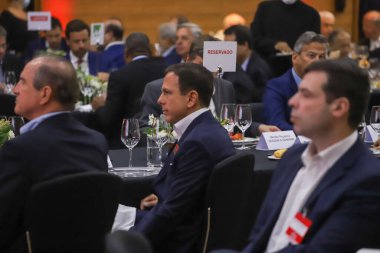 Sao Paulo Joao Doria 'nın eski valisi ile İş Liderleri Grubu' nda öğle yemeği tartışması. 11 Nisan 2022, Sao Paulo, Brezilya: Sao Paulo 'nun eski valisi Joao Doria Lide' de bir tartışmaya katıldı (İş Liderleri Grubu))