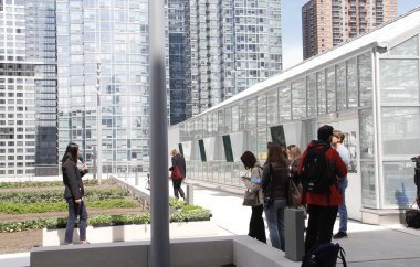 Yeşil Akıl Devleti: NYCs Ekonomik Geri Dönüşü Javits Merkezi 'nde Sürdürülebilirlik. 11 Nisan 2022, New York, ABD: Dünya Gününün Önünde 