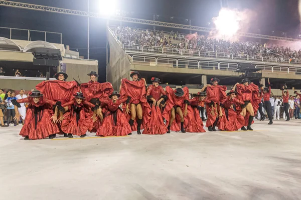 Rio de Janeiro Karnavalı için Unidos Viradouro 'nun teknik provaları. 10 Nisan 2022, Rio de Janeiro, Brezilya: Unidos do Viradouro, 2020 karnavalı şampiyonu, Sapucai 'deki teknik provaların sezonunu Pazar günü sona erdirdi (10).)