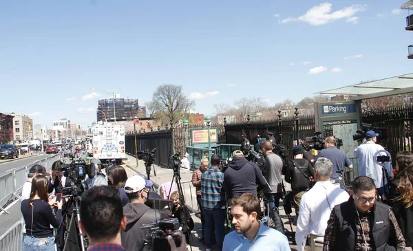 Brooklyn Metro Platformu Nda Kişi Vuruldu Kişi Yaralandı Nisan 2022 — Stok fotoğraf