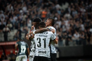 Libertadores Futbol Kupası - Grup Sahnesi: Korintliler ve Deportivo Cali (Kolombiya). 13 Nisan 2022, Sao Paulo, Brezilya: Corinthians ve Deportivo Cali (Kolombiya) arasında oynanan futbol maçı, Libertadores Futbol Kupası 2022 'nin ikinci turu için geçerlidir.