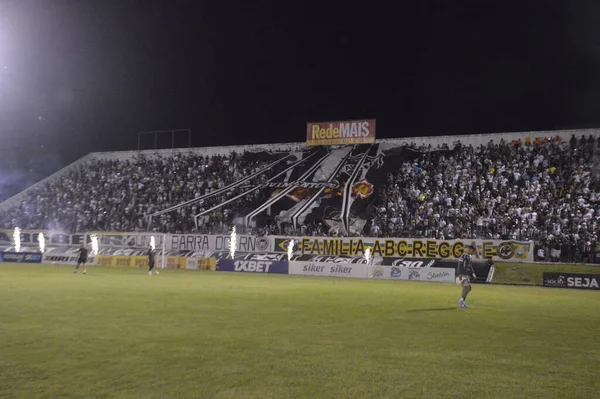 Potiguar Futbol Şampiyonası - Finais: ABC-RN ve America-RN. 14 Nisan 2022, Natal, Rio Grande do Norte, Brezilya: ABC-RN ile Amerika-RN arasındaki futbol maçı, Potiguar Futbol Şampiyonası finali için geçerlidir.