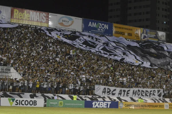 Potiguar Futbol Şampiyonası - Finais: ABC-RN ve America-RN. 14 Nisan 2022, Natal, Rio Grande do Norte, Brezilya: ABC-RN ile Amerika-RN arasındaki futbol maçı, Potiguar Futbol Şampiyonası finali için geçerlidir.
