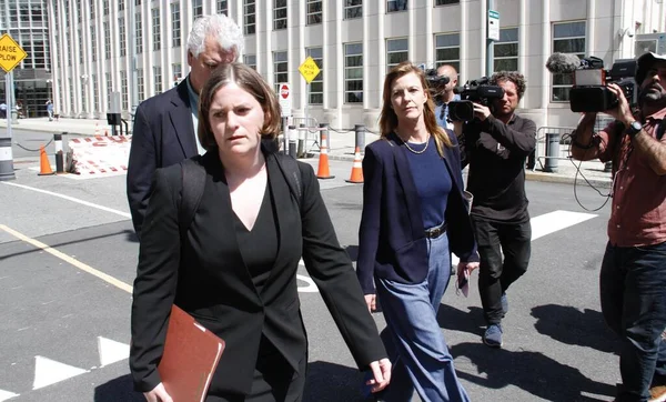 Frank R. James 'in avukatı Mia Grymberg Brooklyn Federal Mahkemesi önünde basına konuştu. 14 Nisan 2022, Brooklyn, New York, ABD: Mia Grymberg Frank R. James 'in Savunma Avukatı Federal Basın önünde basına konuştu