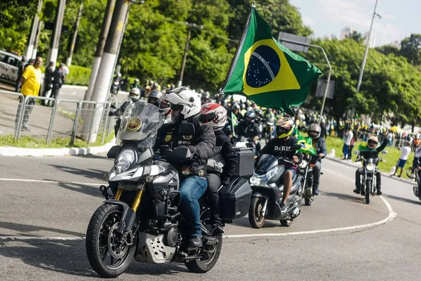 ブラジル大統領は サンパウロでの良い金曜日のオートバイに参加します 2022年4月15日ブラジル サンパウロ ブラジル大統領 Jair Bolsonaroがサンパウロで開催された Acelera Para Cristo — ストック写真