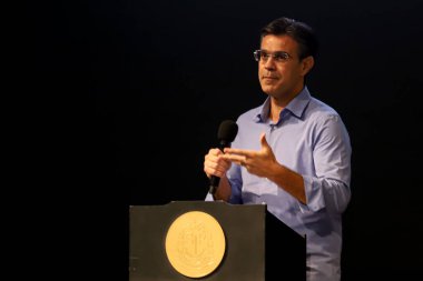 Sao Paulo Valisi Rodrigo Garcia, Samba Programı 'nı başlattı. 19 Nisan 2022, Sao Paulo, Brezilya Sao Paulo Valisi Rodrigo Garcia ve Sao Paulo Belediye Başkanı