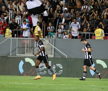 Brezilya Futbol Kupası - 3. aşama: Coritiba, Santos 'a karşı. 20 Nisan 2022, Coritiba, Parana, Brezilya: Coritiba ile Santos arasındaki futbol maçı, Brezilya Futbol Kupası - Üçüncü Aşama, Curitiba, Parana 'daki Couto Pereira Stadyumu' nda Çarşamba günü düzenlendi.