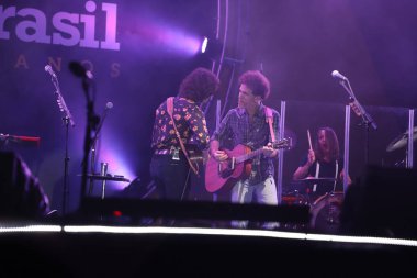 Rock Brazil 40 yıl: Brezilyalı şarkıcı Nando Reis 'in şovu. 21 Nisan 2022, Sao Paulo, Brezilya: Brezilya 'da 21 Nisan Perşembe günü Latin Amerika Anıtı' nda düzenlenen Rock Brazilyalı şarkıcı Nando Reis 'in gösterisi)
