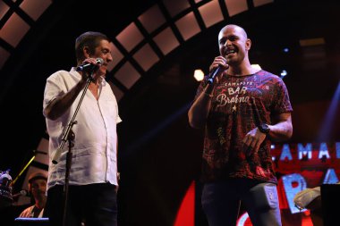 Sao Paulo 'daki Bar Brahma Kutusu' ndaki karnaval sırasında müzik gösterileri. 21 Nisan 2022, Sao Paulo, Brezilya: Ünlü Brezilyalı şarkıcılar, Zeca Pagodinho ve Diogo Nogueira 'nın müzikal şovları ünlü sanatçılar ve kutu bölümünde yer alıyor.