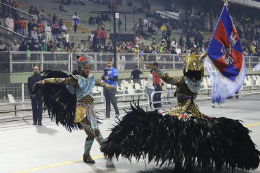 Sao Paulo Karnavalı: 22 Nisan 2022, Sao Paulo, Brezilya: Sao Paulo Karnavalı Access Group I 'in Perola Negra Samba Okul Geçit Töreni, 22 Nisan Cuma günü Sao Paulo' daki Anhembi Sambadrome 'da).