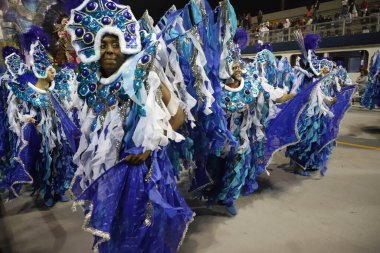 Sao Paulo Karnavalı: 22 Nisan 2022, Sao Paulo, Brezilya: Sao Paulo Karnavalı Access Group I 'in Perola Negra Samba Okul Geçit Töreni, 22 Nisan Cuma günü Sao Paulo' daki Anhembi Sambadrome 'da).