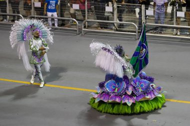Sao Paulo Karnaval Özel Grubu: Unidos de Vila Maria Samba Okulu Geçidi. 23 Nisan 2022, Sao Paulo, Brezilya: Sao Paulo, Sao Paulo 'da Sao Paulo Karnavalı Özel Grubu tarafından düzenlenen Unidos de Vila Maria samba okulu geçit töreni