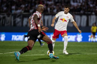 Brezilya Futbol Şampiyonası: Red Bull Bragantino Sao Paulo 'ya karşı. 23 Nisan 2022, Braganca Paulista, Sao Paulo, Brezilya: Brezilya Futbol Şampiyonası 'nın üçüncü turu için geçerli olan RB Bragantino ve Sao Paulo arasındaki futbol maçı