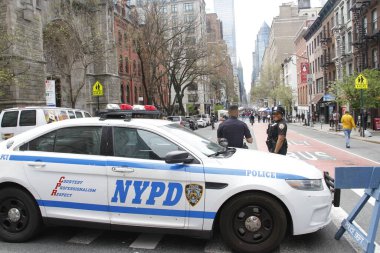 Lexington Caddesi Panayırı 2022. 23 Nisan 2022, New York, ABD: 6 blok uzunluğundaki Lexington Caddesi Fuarı NYPD-19. karakolu sponsorluğundaki 60. ve 66 caddelerden 2 yıllık yokluğun ardından geri döndü 
