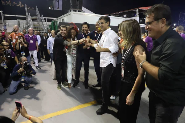 (INT) Sao Paulo Karnavalı Özel Grubu: Sao Paulo Valisi ve Belediye Başkanı Anhembi Sambadrome 'un kapılarını Samba Okul Geçitleri için açtı. 22 Nisan 2022, Sao Paulo, Brezilya Sao Paulo Belediye Başkanı Ricardo Nunes ve Vali Rodrigo Garcia