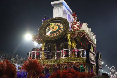 Sao Paulo Karnaval Özel Grubu: Barroca Zona Sul Samba Okulu Geçidi. 24 Nisan 2022, Sao Paulo, Brezilya: Barroca Zona Sul samba okulu geçit töreni Sao Paulo Karnaval Özel Grubu tarafından, Anhembi Sambadrome, Sao Paulo, Pazar günü 