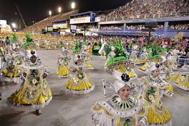 22 Nisan 2022, Rio de Janeiro, Brezilya: Cuma gecesi Rio de Sapucai Sambadrome 'da, Rio de Janeiro Karnavalı Özel Grubu tarafından düzenlenen samba okulu Imperatriz Leopoldinense geçit töreni (22.).