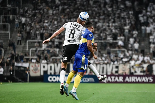 Libertadores Futbol Kupası - Grup Sahnesi: Korintliler Boca Juniors 'a karşı. 26 Nisan 2022, Sao Paulo, Brezilya: Arjantinli Korinliler ve Boca Juniors arasındaki futbol maçı Libertadores Futbol Kupası 'nın üçüncü turu için geçerli.