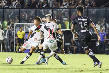 Brezilya Futbol Şampiyonası - İkinci Lig: Vasco da Gama Ponte Preta 'ya karşı. 27 Nisan 2022, Rio de Janeiro, Brezilya: Vasco da Gama ile Ponte Preta arasındaki futbol maçı, Brezilya Futbol Şampiyonası 'nın 4. turu için geçerli.