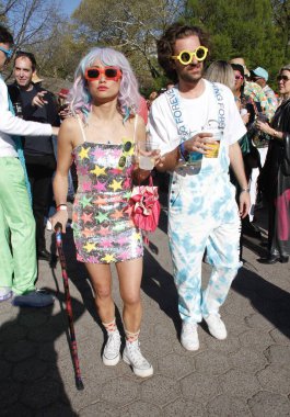 Central Park 'ta Robot Kalp Bedeli New York' ta. 30 Nisan 2022, New York, ABD: Robot Kalp sunar Wollman Pink, Central Park 'ta Fare Forward New York. 30 Nisan - 1 Mayıs tarihleri arasında başlayan 2 günlük bir etkinlik