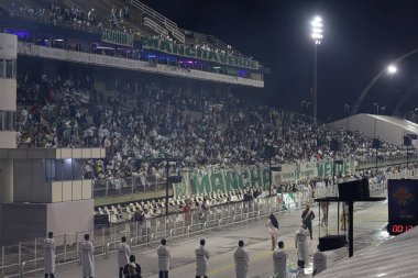 Samba Okulları Geçidi Sao Paulo Karnaval Özel Grubu Şampiyonu. 30 Nisan 2022, Sao Paulo, Brezilya: Sao Paulo Karnaval Özel Grubu Şampiyonları Geçit Töreni 'nin büyük galibi Mancha Verde samba okulu üyeleri