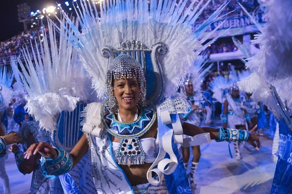 Parada Szkoły Samba Beija Flor Przez Specjalną Grupę Karnawału Rio — Zdjęcie stockowe