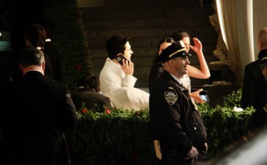 2022 'de kırmızı halıyla tanıştım. 2 Mayıs 2022, New York, ABD: Moda dünyasının en önemli etkinliklerinden biri olan Met Gala kırmızı halısı, Pazartesi gecesi Manhattan Metropolitan Sanat Müzesi 'nde gerçekleşti. 