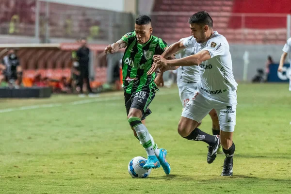 Libertadores Futbol Kupası - Grup aşaması: Amerika-MG - Atletico-MG. 3 Mayıs 2022, Amerika Mineiro ile Atletico-MG arasındaki futbol maçı, 3 Mayıs Salı günü Belo Horizonte 'deki Independencia stadyumunda düzenlenen Libertadores Futbol Kupası' nın 4. turu için geçerli.)