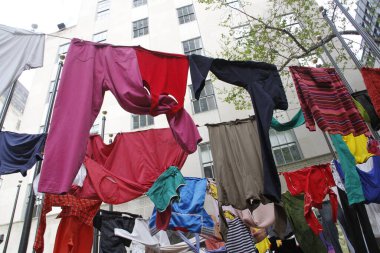 Rockefeller Center 'daki MASA: Intervencion / Interseccion. 4 Mayıs 2022, New York, ABD: Rockefeller Center 'daki MASA 5 Mayıs - 24 Haziran tarihleri arasında Rockefeller Center' ın kampüsünde Meksika 'nın en iyi çağdaş sanat ve tasarımını kutluyor. Bu...