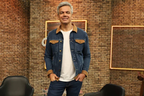 Conzinhe Se Puder yemek programı basın toplantısı. 5 Mayıs 2022, Sao Paulo, Brezilya: Otaviano Costa, Conzinhe Se Puder programı üzerine bir basın toplantısı düzenledi.