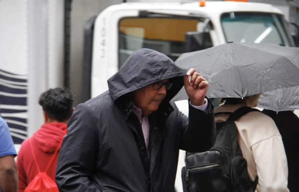 Times Square Bajo Rainfall Mayo 2022 Nueva York Estados Unidos — Foto de Stock