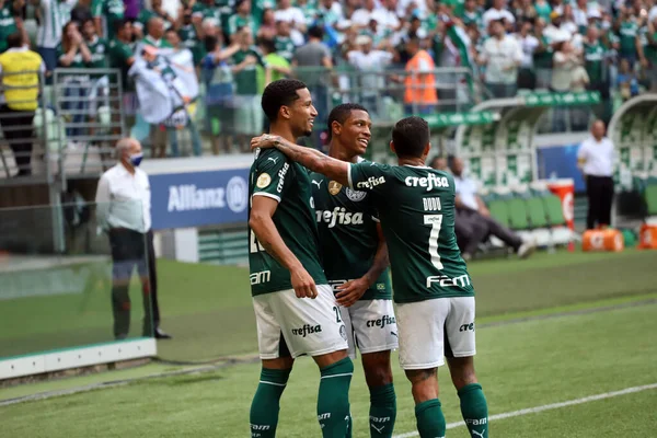 Brezilya Futbol Şampiyonası: Palmeiras, Red Bull Bragantino 'ya karşı. 14 Mayıs 2022, Sao Paulo, Brezilya: Palmeiras ve Red Bull Bragantino arasında oynanan futbol maçı, Allianz Parque Stadyumu 'nda düzenlenen 7.