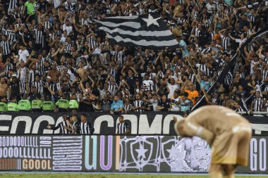 Brezilya Futbol Şampiyonası: Botafogo Fortaleza 'ya karşı. 15 Mayıs 2022, Rio de Janeiro, Brezilya: Botafogo ve Fortaleza arasındaki futbol maçı, Rio de Janeiro 'daki Nilton Santos Stadyumu' nda düzenlenen 6.