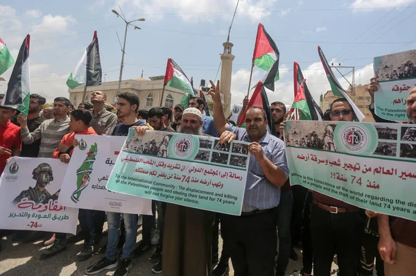 Palestinians Wave Flags March 74Th Anniversary Nakba May 2022 Gaza — Fotografia de Stock