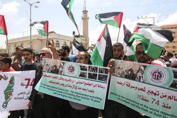 Palestinians Wave Flags March 74Th Anniversary Nakba May 2022 Gaza — Stok fotoğraf