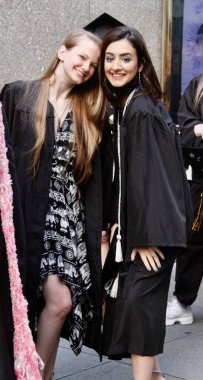 Radio City Music Hall 'da 2022 mezuniyet töreni. 18 Mayıs 2022, New York, ABD: COVID-19 salgınından kaynaklanan iki yıllık sanal başlangıçtan sonra, mezunların 2022 yılı bizzat başlatıldı. 