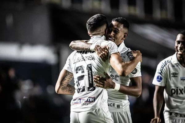 Sudamericana Futbol Kupası - Grup Sahnesi: Santos, Union La Calera 'ya karşı. 18 Mayıs 2022, Santos, Sao Paulo, Brezilya: Santos ve Union La Calera (Şili) arasındaki futbol maçı, Sudamericana Futbol Kupası C Grubu 'nun beşinci turu için geçerlidir.
