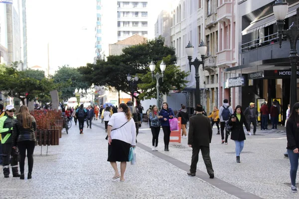 Årsdagen Street Boardwalk Curitiba Maj 2022 Curitiba Parana Brasilien Fotgängarrörelse — Stockfoto