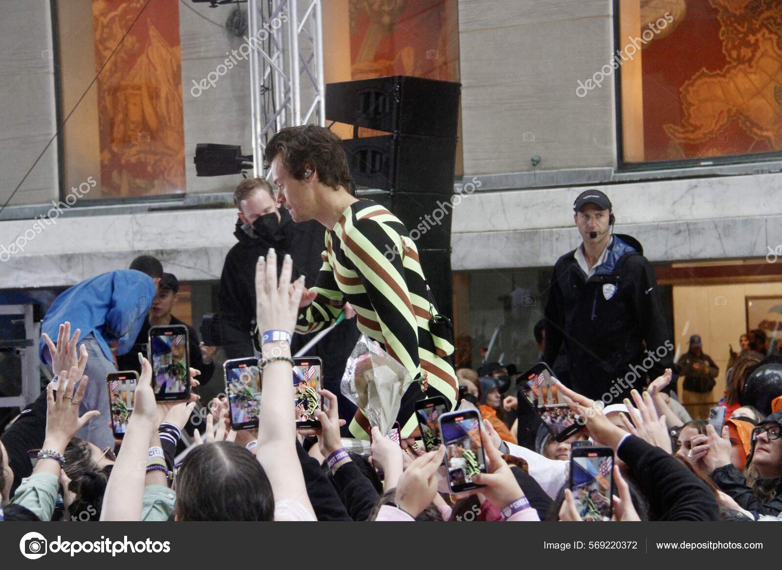 Harry Styles Nbc Todays Citi Summer Concert Series Rockefeller.