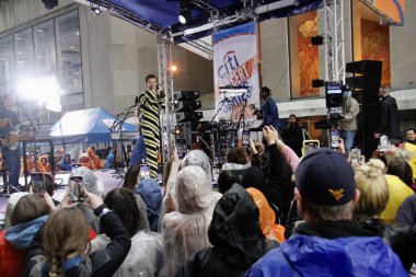 Harry Styles on NBC Todays Citi Summer Concert Series at Rockefeller Center. May 19, 2022, New York, USA: The GRAMMY winning global superstar  Harry Styles