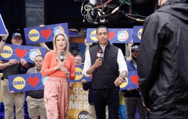 ABC Günaydın Amerika programında 2022 Özel Olimpiyatlar için Meşale Koşusu Son Bacak. 24 Mayıs 2022, New York, ABD: 2022 Özel Olimpiyatlar için Meşale Çalıştırma Son Bacağı)