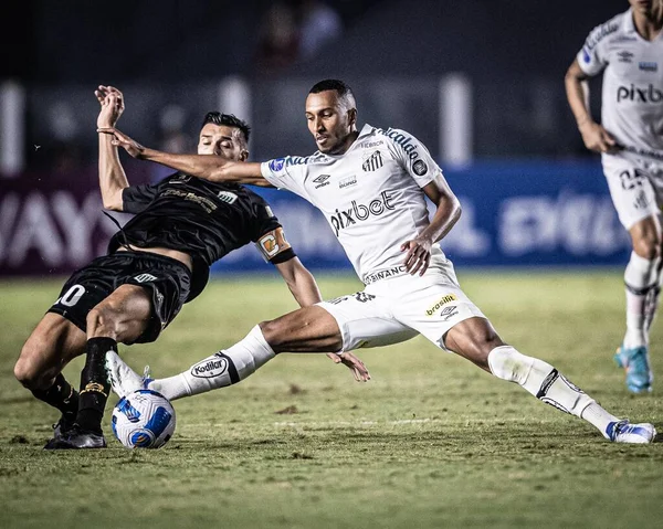 Sudamericana Futbol Kupası Grup Sahnesi Santos Banfield 'a karşı. 24 Mayıs 2022, Santos, Sao Paulo, Brezilya: Santos ile Banfield (Arjantin) arasındaki futbol maçı, Sudamericana Futbol Kupası C Grubu altıncı turu için geçerlidir.