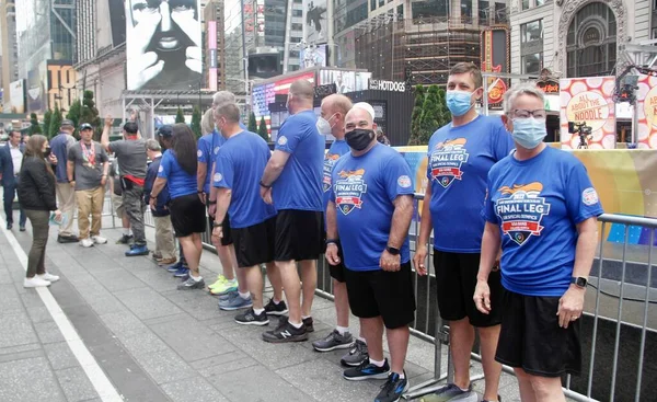 ABC Günaydın Amerika programında 2022 Özel Olimpiyatlar için Meşale Koşusu Son Bacak. 24 Mayıs 2022, New York, ABD: 2022 Özel Olimpiyatlar için Meşale Çalıştırma Son Bacağı)