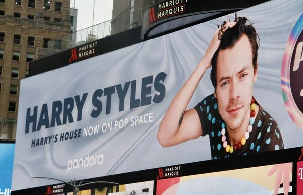 Harry Styles New Album Harrys House Billboards Times Square May — Stock Photo, Image