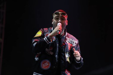 Virada Kültür de Sao Paulo sırasında Vale do Anhangabau sahnesinde şarkıcı MC Kevinho 'nun gösterisi. 28 Mayıs 2022, Sao Paulo, Brezilya: Şarkıcı Kevinho 'nun şovu bir uçak kazasında hayatını kaybeden şarkıcı Marilia Mendonca' ya saygılarını sundu